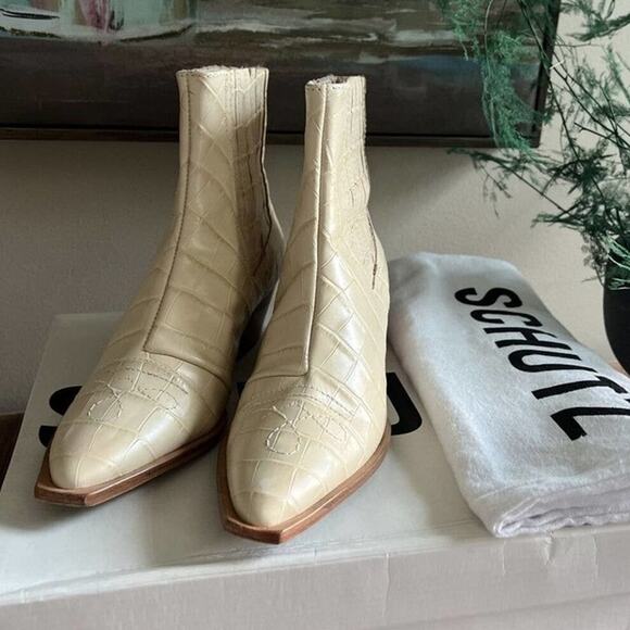 SCHUTZ Shoes - Women's Briani Crocodile Embossed Leather Heeled Pull On Bootie Eggshell 6.5 B
